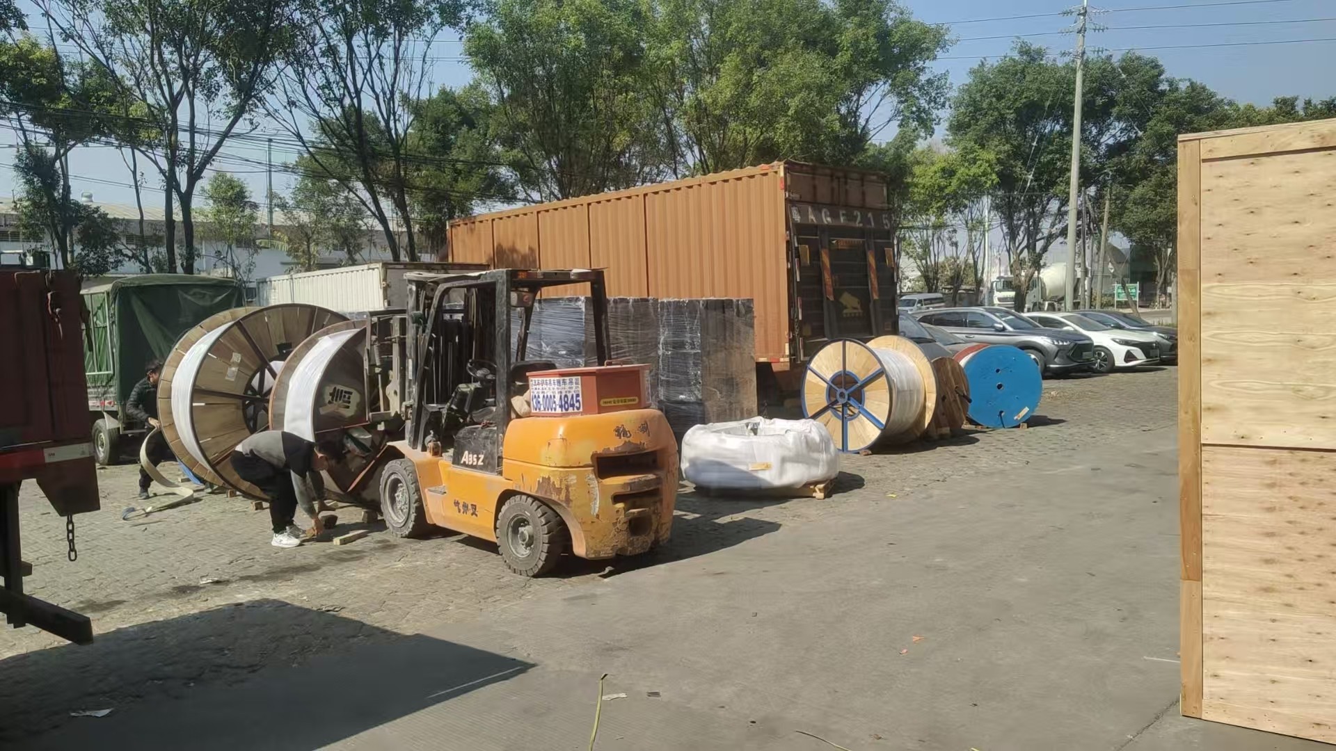 海外拓展新突破~粤佳信公司电缆产品出口非洲几内亚！